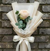 Букет цветов из:  Розы в Шире