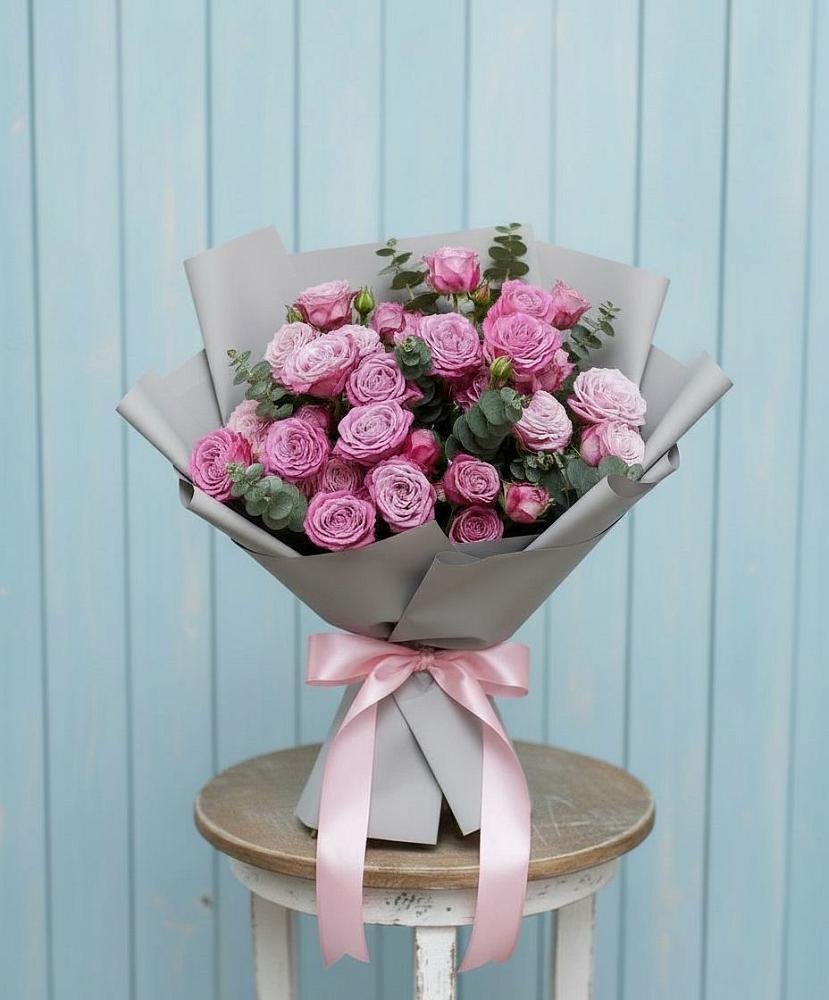 Букет цветов из: Розы в Шире