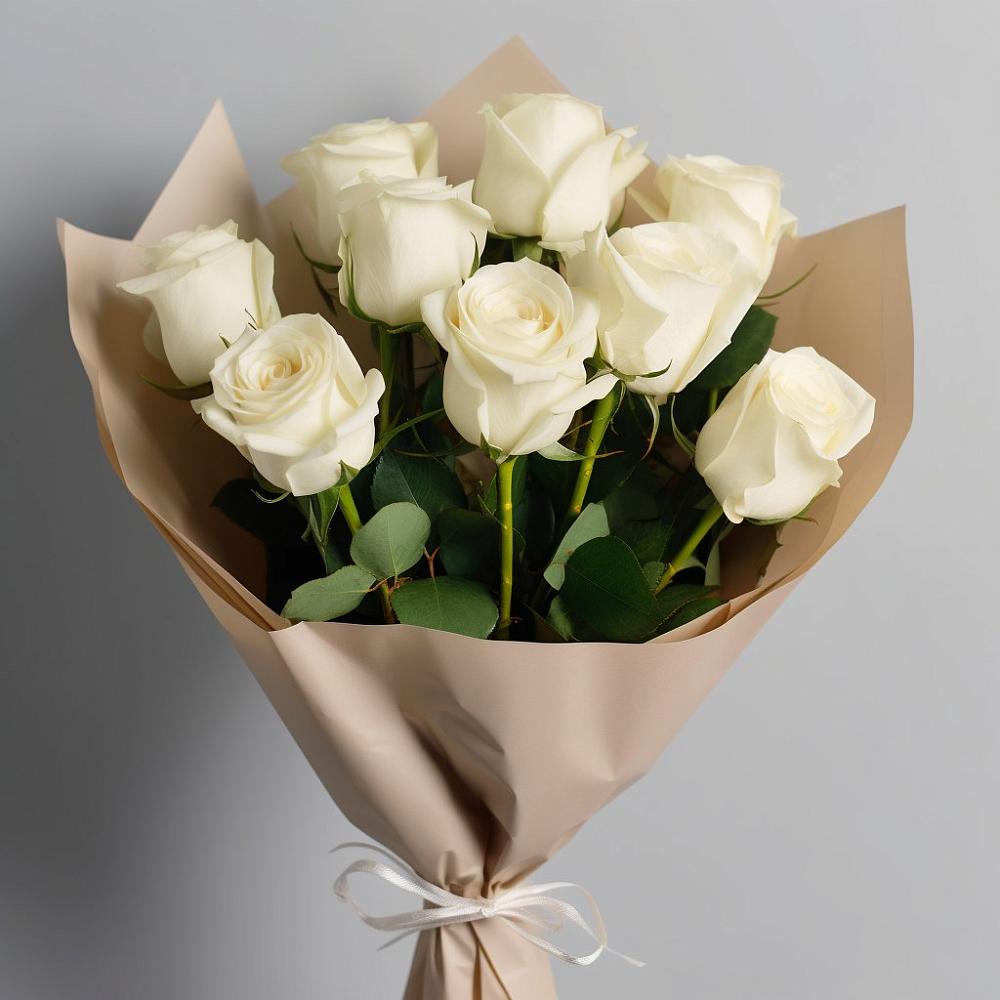 Букет 9 Белых роз Эдлесс Лав в Шире