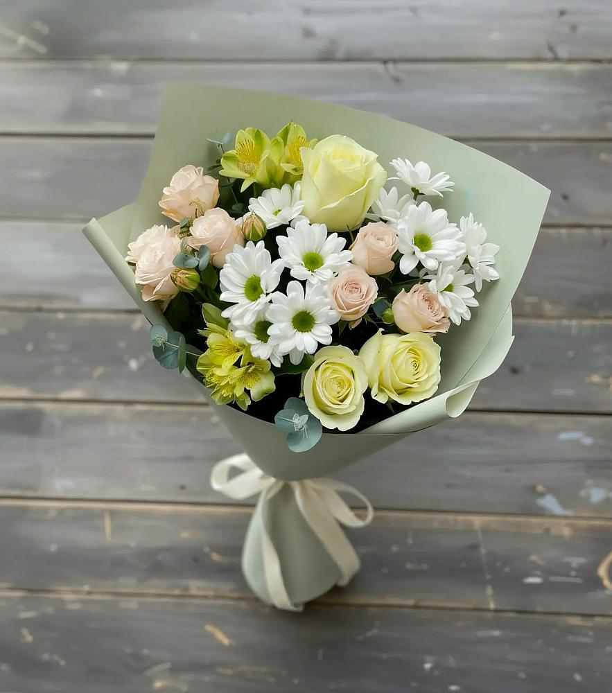 Букет цветов из: Альстромерии, Розы и Хризантемы в Шире