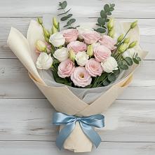 Букет цветов из:  Лизиантусы #REPLACE_PRED# Шире