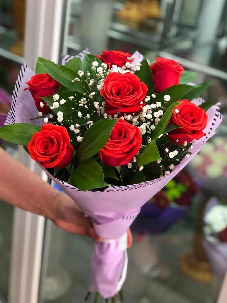 Букет цветов из: Розы в Шире