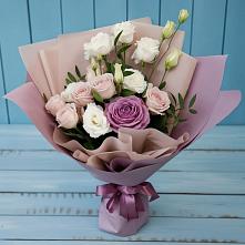 Букет цветов из:  Розы и Лизиантусы в Шире