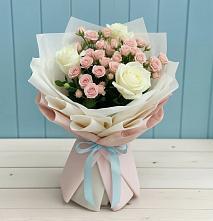 Букет цветов из:  Розы #REPLACE_PRED# Шире