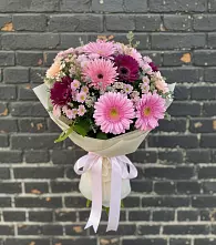 Букет цветов из:  Герберы и Хризантемы в Шире