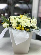 Цветочная композиция из Розы  в Шире