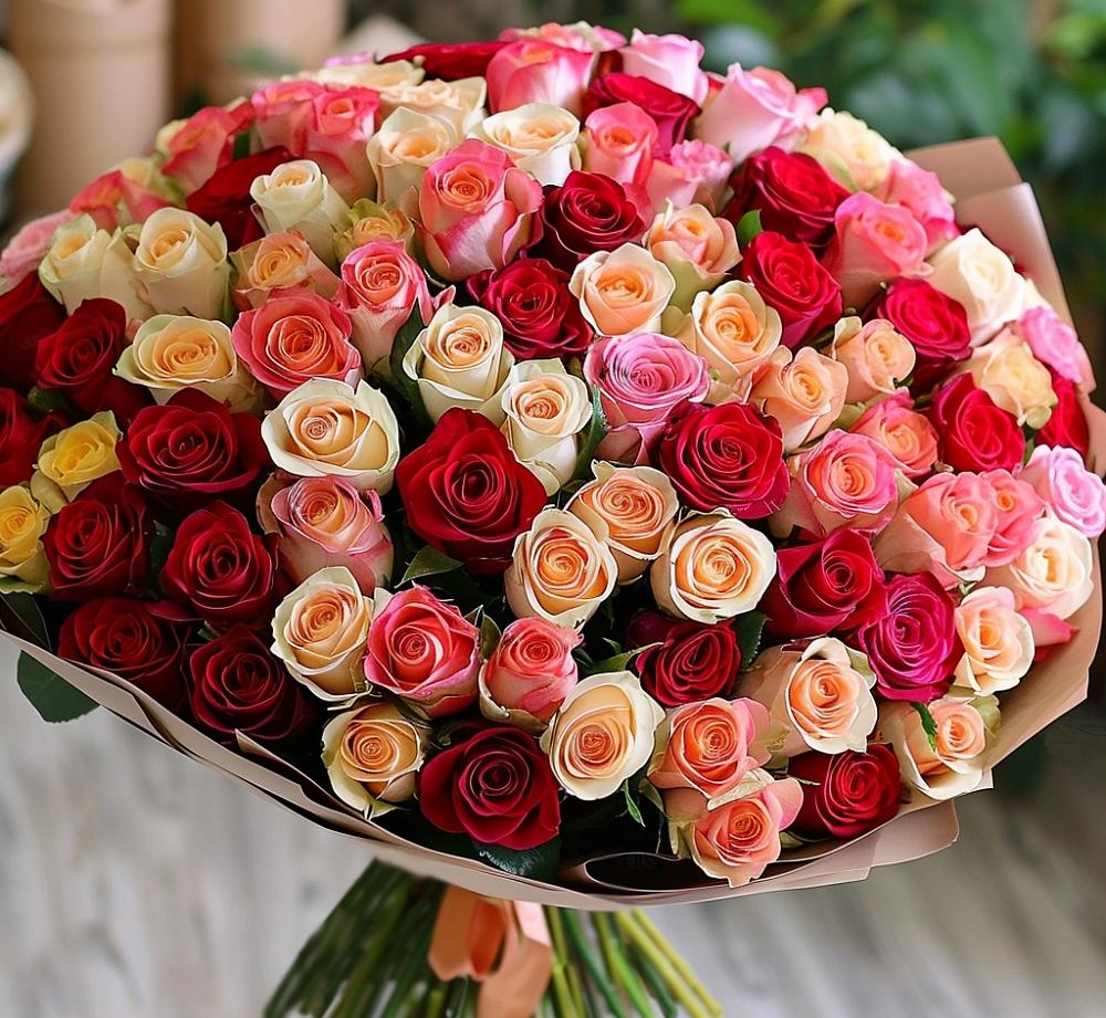 Букет 101 Разноцветная роза в Шире