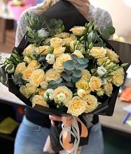 Букет цветов из:  Розы и Лизиантусы #REPLACE_PRED# Шире