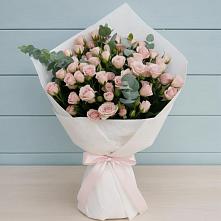 Букет цветов из:  Розы в Шире