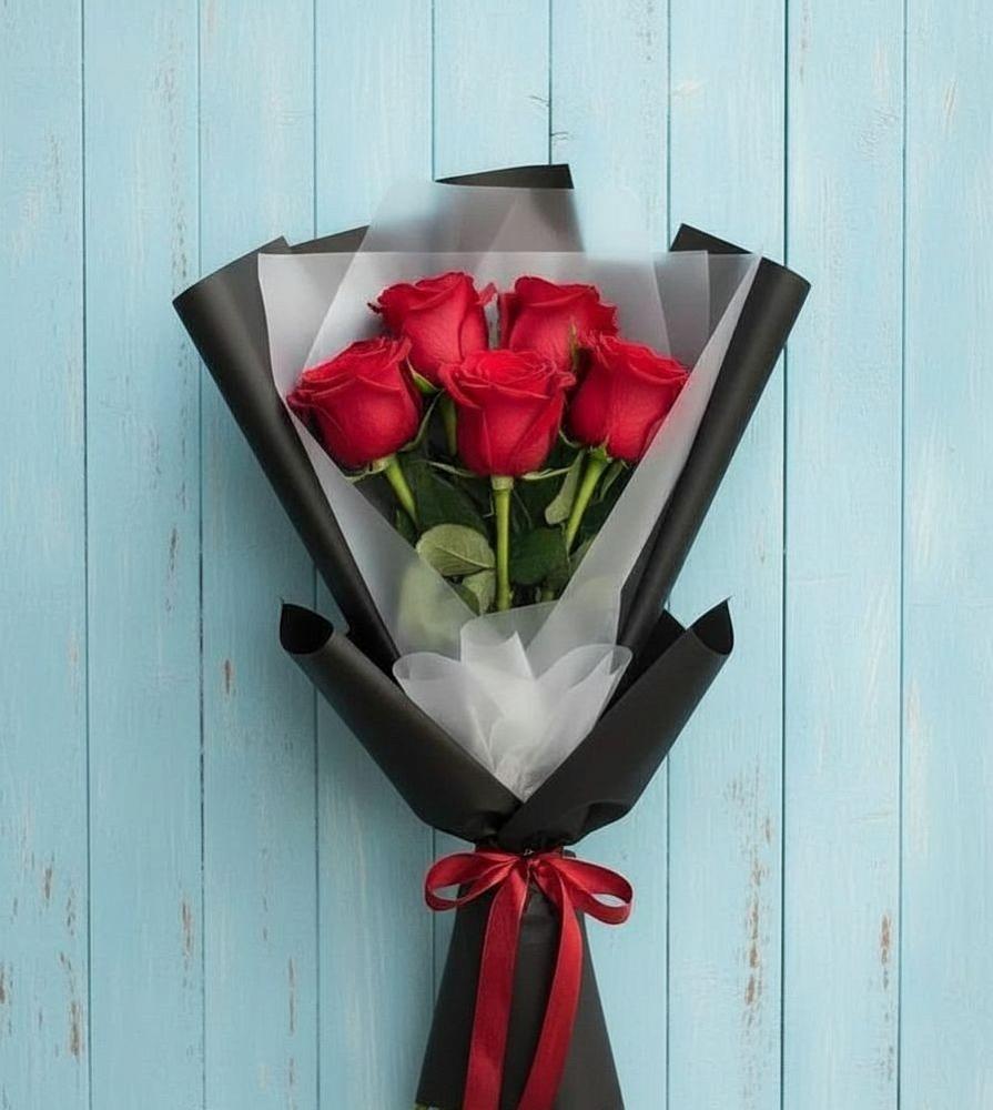 Букет цветов из: Розы в Шире